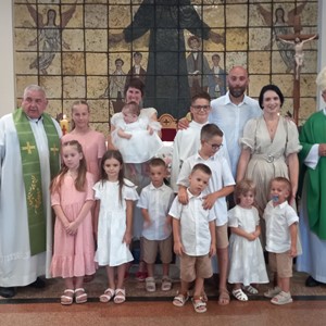 Biskup Gorski krstio osmo dijete u obitelji Čolaković