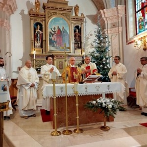 Biskup Škvorčević predvodio misu svetkovine Bogojavljenja u Donjoj Lomnici