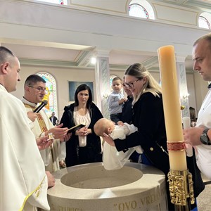 Krštenje petog djeteta i dijamantna obljetnica braka u Gornjoj Stubici