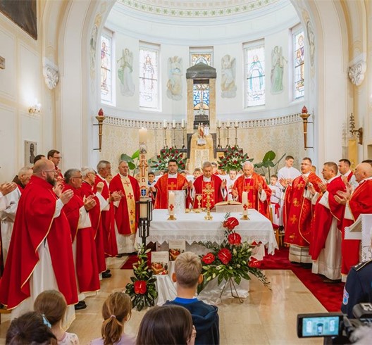 Biskup Mrzljak predvodio misno slavlje u Krašiću prigodom 128. rođendana bl. Alojzija Stepinca