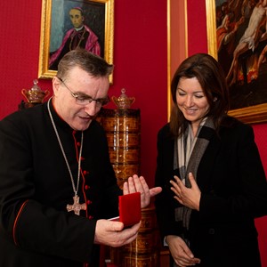 Kardinal Bozanić Direktorici Turističke zajednice grada Zagreba predstavio projekt otvaranja Riznice katedrale za javnost 
