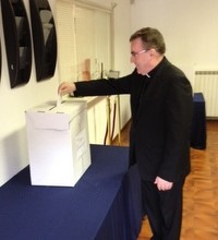 Kardinal Josip Bozanić u Rimu glasovao na referendumsko pitanje