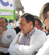 Dr. Oriente predao Papi instrumente za vršenje abortusa