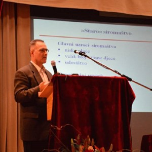 "O starim i novim siromasima u hrvatskom društvu"