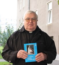 Isus poziva, Marija odgaja