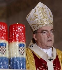 Kardinal Bozanić uputio poziv na pomoć potrebnim zbog poplava
