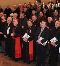 Kardinal Bozanić: Obitelj treba biti škola opraštanja