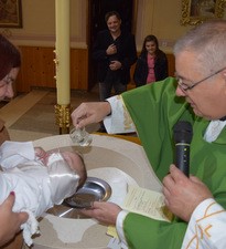 U Gornjoj Stubici kršteno sedmo dijete obitelji Sekalec