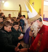Sveti Nikola darivao djecu u Nacionalnom svetištu svetog Josipa