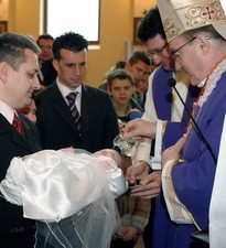 Kardinal Bozanić: Onaj tko se otvara životu, otvara se budućnosti