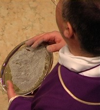 „Sjeti se, čovječe, da si prah i da ćeš se u prah vratiti“