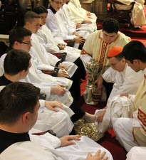 Isus nam i danas poručuje: Okupljajte se oko mene i služite jedni drugima!