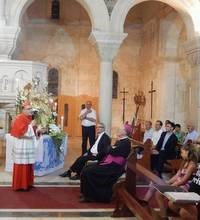 Kardinal Bozanić na otvorenju proslave 300. obljetnice župe Gospe Karmelske u Selcima na Braču