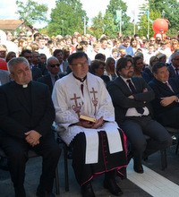 Biskupski vikar za kulturu blagoslovio novoizgrađenu školu u Novom Čiču za koju je zemljište darovala Zagrebačka nadbiskupija