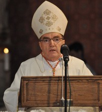 Kardinal Puljić - vjerni pastir napaćene Crkve