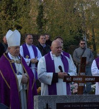 Biskup Gorski predvodio sprovodne obrede za preminulog vlč. Darka Horvata