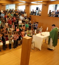 Zaziv Duha Svetoga na početku školske i vjeronaučne godine u Župi bl. Ivana Merza u Zagrebu - Špansko