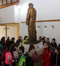 Družba Kćeri Milosrđa ponovno obnovila predanje sv. Josipu