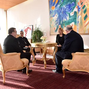 Susret Predsjednice s kardinalom Josipom Bozanićem i nadbiskupom Nikolom Eterovićem