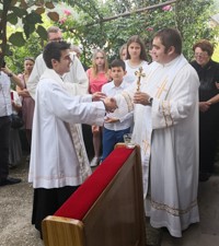 Ostani vjeran sebi i Bogu te skromno, ponizno i hrabro kroči kroz svoje svećeničko poslanje