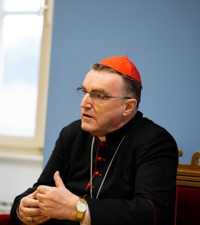 Čestitka kardinala Bozanića novoimenovanom apostolskom nunciju u Hrvatskoj