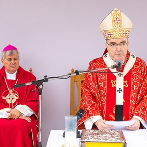 Kardinalova homilija prigodom blagoslova spomen-crkve Našašća sv. Križa u Zrinu