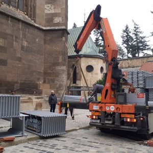 Započelo postavljanje skele oko katedrale