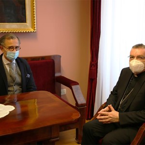 Kardinal Bozanić primio čileanskog veleposlanika u RH