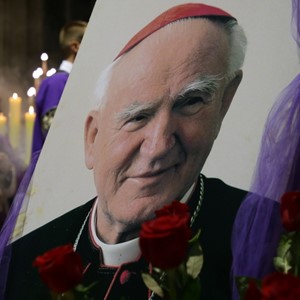 Kardinal Bozanić predvodi euharistijsko slavlje prigodom devetnaeste obljetnice smrti Sluge Božjega kardinala Franje Kuharića