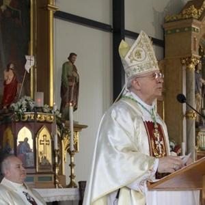 Biskup Mijo Gorski blagoslovio zamjensku crkvu Svetih Šimuna i Jude Tadeja u Markuševcu