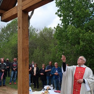 U Grgetiću na Žumberku blagoslovljeno novo raspelo