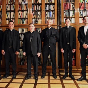 Kardinal Bozanić povjerio službe ovogodišnjim mladomisnicima