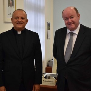 Irski veleposlanik u posjetu HKS-u