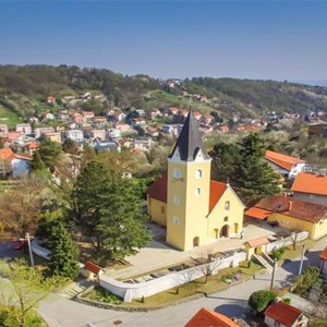 Kardinal Bozanić krstit će 7. dijete obitelji Bižaca u Župi sv. Mihaela arkanđela, Zagreb-Gračani