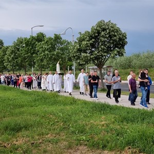 Proslava Gospe Fatimske u Župi sv. Ivana Pavla II. u Jelkovcu