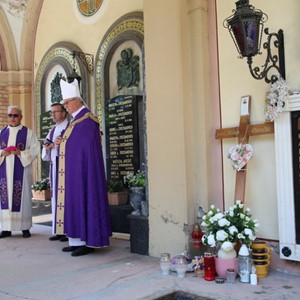 Biskup Gorski predvodio sprovodne obrede i misu zadušnicu za preminulog preč. Iliju Žugaja