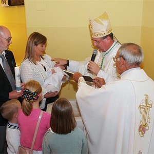 Biskup Šaško krstio peto dijete u obitelji Franić u Župi BDM Žalosne – Špansko