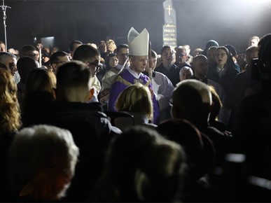 /A/2024/11/A/Nadbiskup Kutleša predvodio misno slavlje svetkovine Svih svetih na zagrebačkom groblju Mirogoj2024_1 (7).JPG