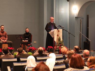 /A/2024/12/E/Predbožićni susret predstavnika crkvenih ustanova, zajednica i udruga s nadbiskupom Kutlešom2024 (15).JPG