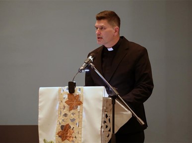 /A/2024/12/E/Predbožićni susret svećenika, redovnika i đakona s nadbiskupom Kutlešom (2).JPG