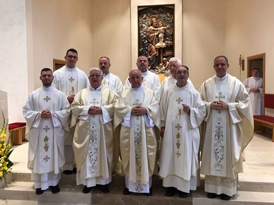 /A/2024/7/A/Slavlje pedesete obljetnice svećeništva o. Halambeka i don Bolkovca_Trešnjevka (3).jpg