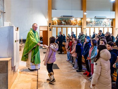 /A/2025/1/A/Nacionalno svetište svetog Josipa dobilo misal na kineskom jeziku (3).JPG