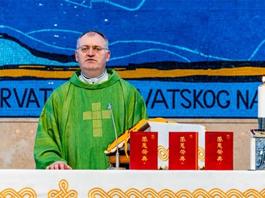 /A/2025/1/A/Nacionalno svetište svetog Josipa dobilo misal na kineskom jeziku (5).JPG