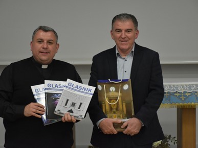 /A/2025/10/A/Započela suradnja HKLD-a sa Međubiskupijskim sjemeništem u Zagrebu (5).jpg