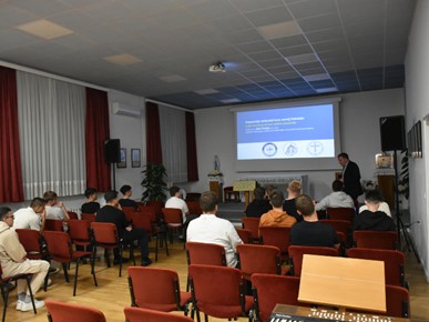 /A/2025/10/A/Započela suradnja HKLD-a sa Međubiskupijskim sjemeništem u Zagrebu (7).jpg