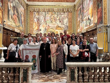 /A/2025/10/B/Kardinal Bozanić susreo se u Rimu s hodočasnicima iz Zagrebačke nadbiskupije (4).jpg