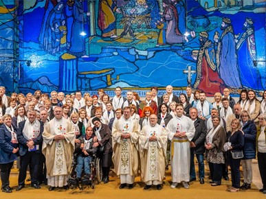 /A/2025/10/B/Vlč. Tenšek slavio misu u zajedništvu s hodočasnicima koji nisu mogli otići u Rim (5).jpg