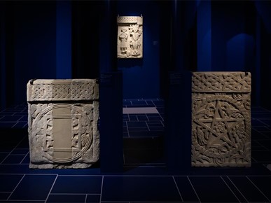 /A/2025/10/D/Otvorena izložba U početku bijaše kraljevstvo u Galeriji Klovićevi dvori (16).jpg