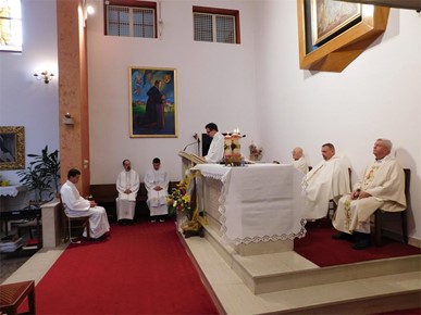 /A/2025/10/D/Proslavljena svetkovina sv. Terezije Avilske u Stepinčevu Karmelu (2).jpg