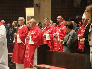 /A/2025/10/E/Nadbiskup Kutleša predvodio misno slavlje uoči blagdana sv. Luke na Svetom Duhu (2).JPG